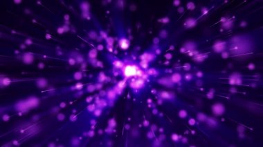 Patlayan mor ışık parçacıkları koyu bir arkaplanda uçup gider. Dinamik soyut animasyon bilim kurgu görseller, tatiller, konserler ve uzay sahneleri için mükemmeldir. Kusursuz döngü