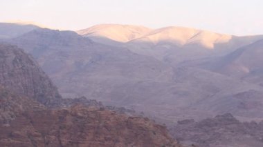 Ürdün 'ün Petra' sı Wadi Musa 'nın manzarası.