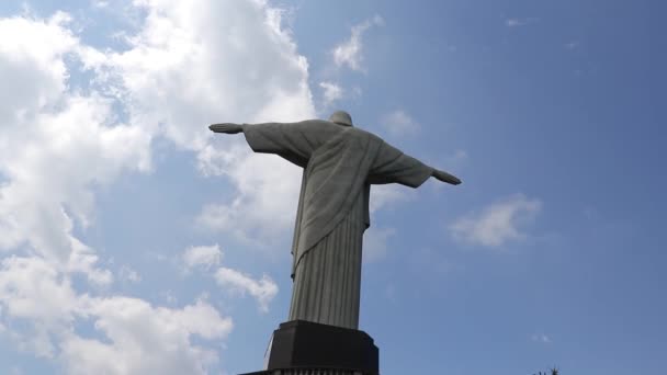 救世主的基督的巨大雕像的背面 — 图库视频影像
