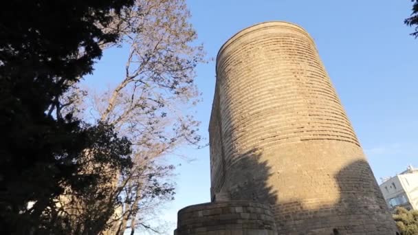 アゼルバイジャンのバクー旧市街にある乙女タワー — ストック動画