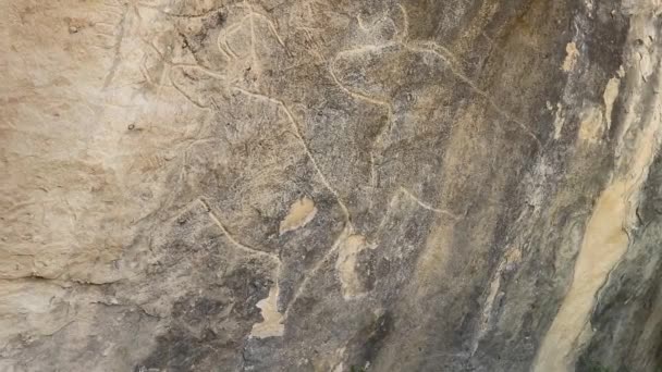 Petroglifi Sulla Roccia Gobustan Rock Art Paesaggio Culturale Azerbaigian — Video Stock