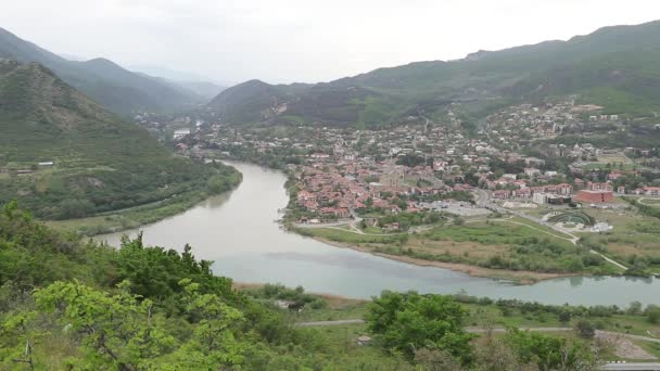 ジョージア州のJvari山自然環境 Mtkvari川の河口とAragvi — ストック動画