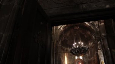 Ermenistan 'daki Geghard Manastırı.