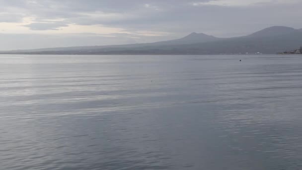 Красивый Вид Озеро Севан Горах Кавказа Армения — стоковое видео