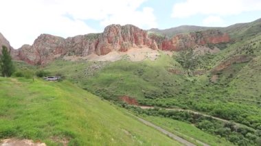 Amaghu vadisindeki dağlar, Armania.