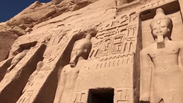 Intrarea Templul Mai Mic Abu Simbel Patru Statui Ale Lui — Videoclip de stoc