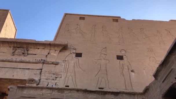 Huvudingången Till Edfu Temple Visar Den Första Pylon Egypten — Stockvideo