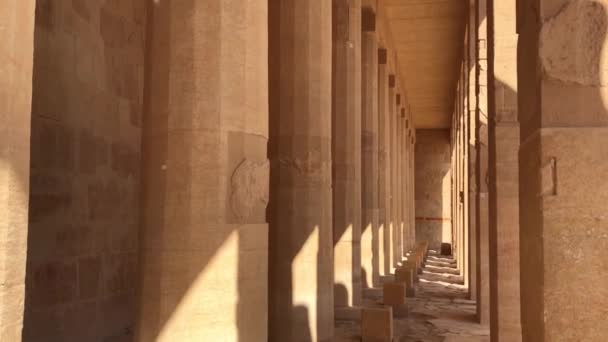 古代エジプトの霊廟ハトシェプスト女王の神殿 — ストック動画