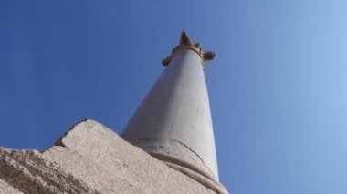 Mısır, İskenderiye 'deki Pompey Kalıntıları' nın Arkeolojik Alanı.  