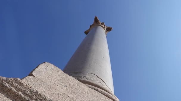 Αρχαιολογικός Χώρος Στα Ερείπια Του Πυλώνα Πομπηία Στην Αλεξάνδρεια Της — Αρχείο Βίντεο