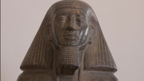 Αρχαία Αιγυπτιακό Άγαλμα Στο Αιγυπτιακό Μουσείο — Αρχείο Βίντεο