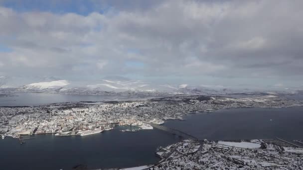 Utsikt Över Staden Omgivande Öar Och Fjordar Fjellheisen Tromso Norge — Stockvideo