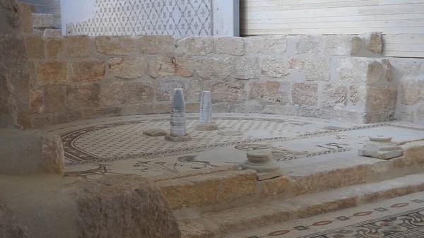 Ürdün, Nebo Dağı 'ndaki kiliseden Bizans mozaik detayları.