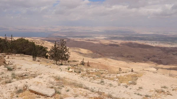 约旦内波山应许之地景观 免版税图库照片