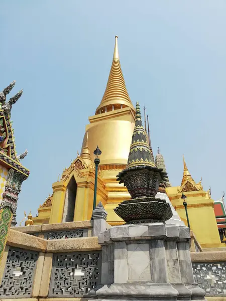 Goldene Stupa Phra Siratana Chedi Wat Phra Kaew Thailand — Stockfoto