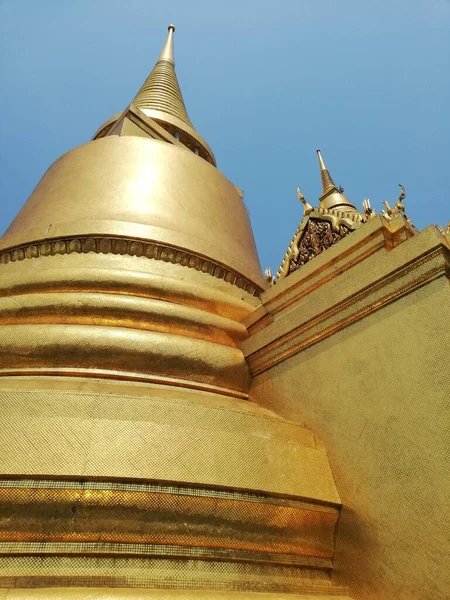 Złota Stupa Phra Siratana Chedi Wat Phra Kaew Tajlandia — Zdjęcie stockowe