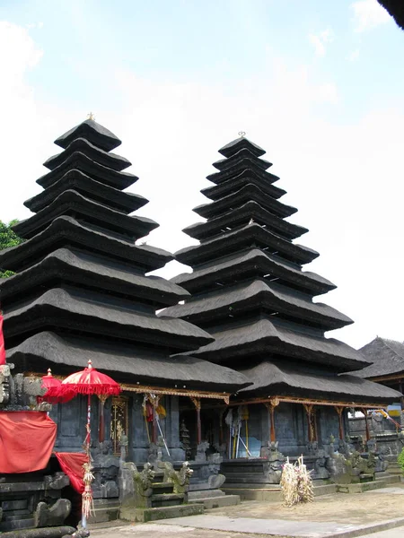 バリ島で最大かつ最も神聖なヒンズー教の寺院 ベサキ寺院 インドネシア — ストック写真