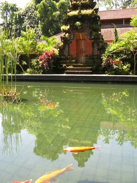 Bali Su Tapınağı Kompleksi, Tirta Empul, Endonezya.