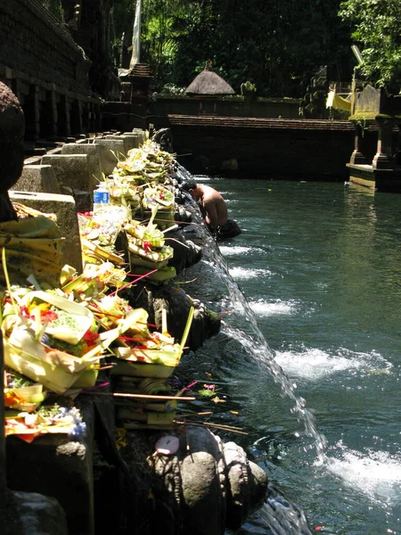 Bali Su Tapınağı Kompleksi, Tirta Empul, Endonezya.