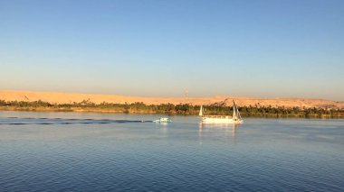 Mısır 'da Günbatımı Nil Nehri Gezisi.