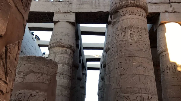 Μεγάλη Υποστύλη Αίθουσα Του Ναού Καρνάκ Στην Αίγυπτο — Φωτογραφία Αρχείου