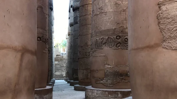 Karnakin Temppeli Egyptin Suurin Temppelikompleksi — kuvapankkivalokuva