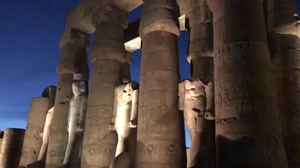 Подвір Рамзеса Луксорському Храмі Єгипет — стокове відео