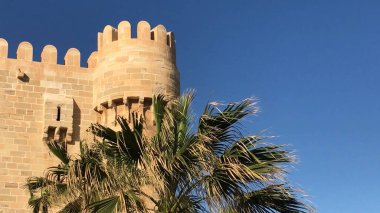 Qaitbay Kalesi ya da İskenderiye 'deki Qaitbay Kalesi, Mısır.