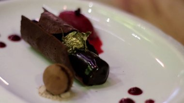 Kara Orman, Tatlı, Haoma Restoranı.