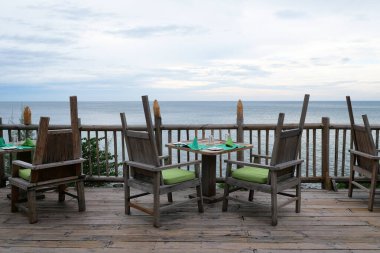 Koh Kood ya da Kood Adası, Doğu Denizi 'nin Andaman' ı olarak bilinen berrak suyu ve huzuru ile ünlüdür..