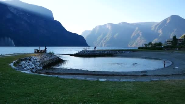 Traditionell Fjordby Norge Aurland — Stockvideo