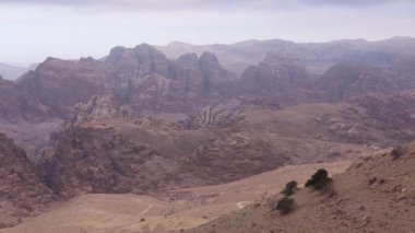 Wadi Musa 'da kaya oluşumu, Petra, Ürdün.