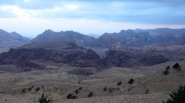 Wadi Musa 'da kaya oluşumu, Petra, Ürdün.