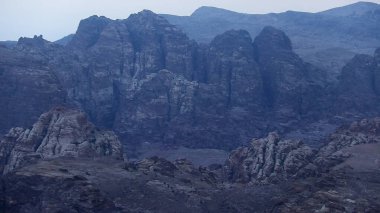 Wadi Musa 'da kaya oluşumu, Petra, Ürdün.
