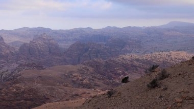 Wadi Musa 'da kaya oluşumu, Petra, Ürdün.