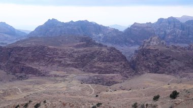 Wadi Musa 'da kaya oluşumu, Petra, Ürdün.