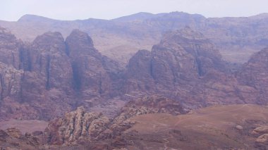 Wadi Musa 'da kaya oluşumu, Petra, Ürdün.