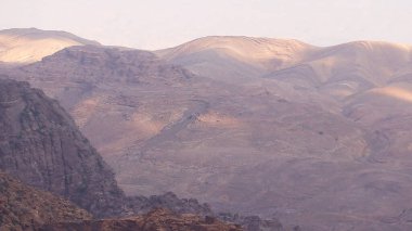 Wadi Musa 'da kaya oluşumu, Petra, Ürdün.