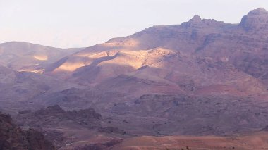 Wadi Musa 'da kaya oluşumu, Petra, Ürdün.