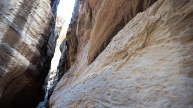 Ürdün 'ün Petra kentindeki Al Siq Kanyonu.  