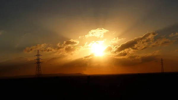 Vista Pôr Sol Com Pólo Elétrico Alta Tensão Jordânia — Fotografia de Stock