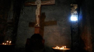 Mtskheta, Georgia 'daki Svetitskhoveli Katedrali' nde çarmıha gerilme.