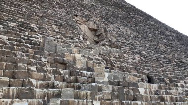 Giza Mısır'daki büyük piramit.  