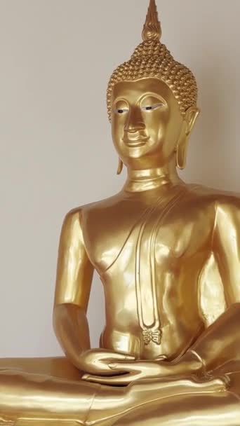 Bela Estátua Dourada Buda Templo Dignidade Tailândia — Vídeo de Stock