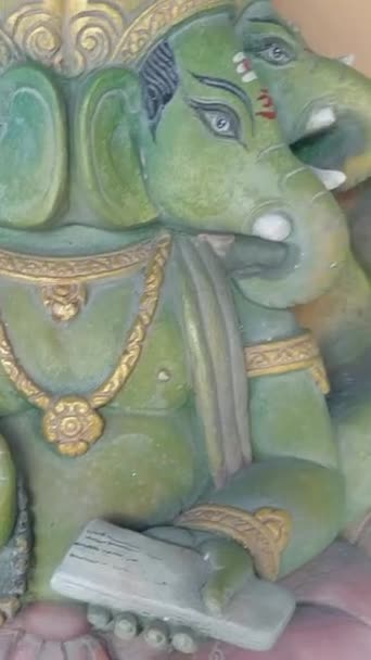 Estátua Ganesha Para Devotos Nascidos Quarta Feira Tarde — Vídeo de Stock