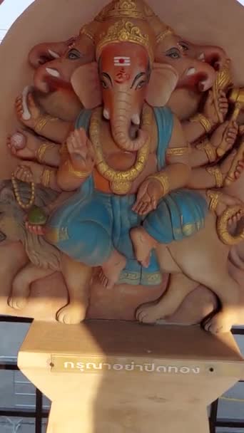 Estátua Ganesha Para Devotos Nascida Quinta Feira Tradução Quinta Por — Vídeo de Stock