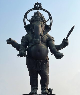 Tayland 'ın Chachoengsao bölgesindeki en uzun Ganesha heykeli birlik ruhunu simgeliyor..