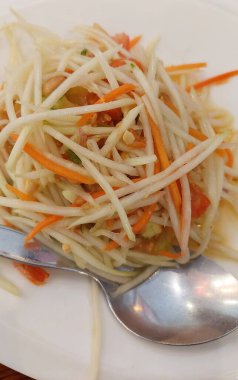 Baharatlı Tayland Papaya Salatası, Bangkok Restoranı.