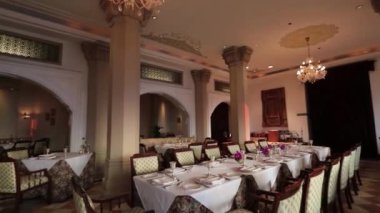 Bangkok 'ta Kuzey Hindistan restoranının iç tasarımı