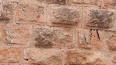 Dışı geniş, içi dar ok yarıkları, Ajloun Kalesi, Ürdün